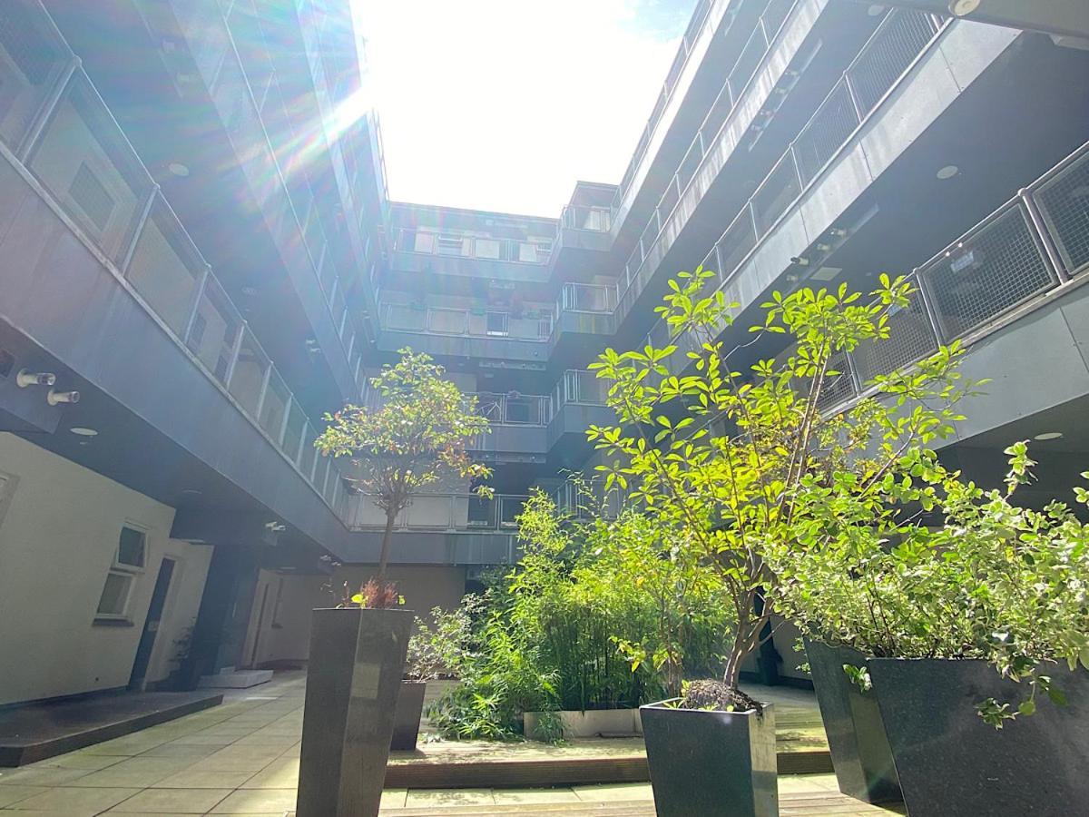 Glasgow Two Bedroom Penthouse Exterior foto